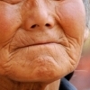 Xining : Old woman teethless